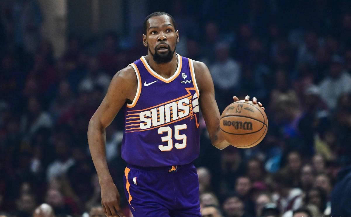 杜兰特重要时刻重要助攻，勇士带队取胜！比赛高潮迭起